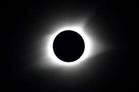 Image of an eclipse, a ring a ring around the sun